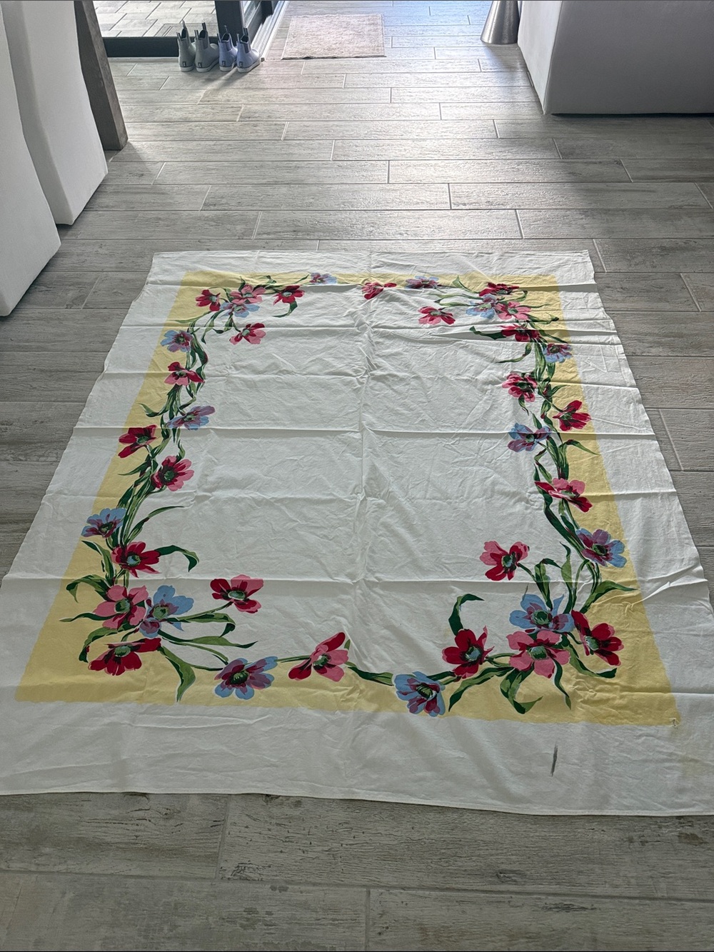Vintage Floral Border Tablecloth or Fabric Panel in White, Yellow, Pink & Blue